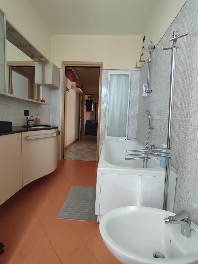 Ferienwohnung Residenza Tra Parma E Fiere Baganzola Exterior foto